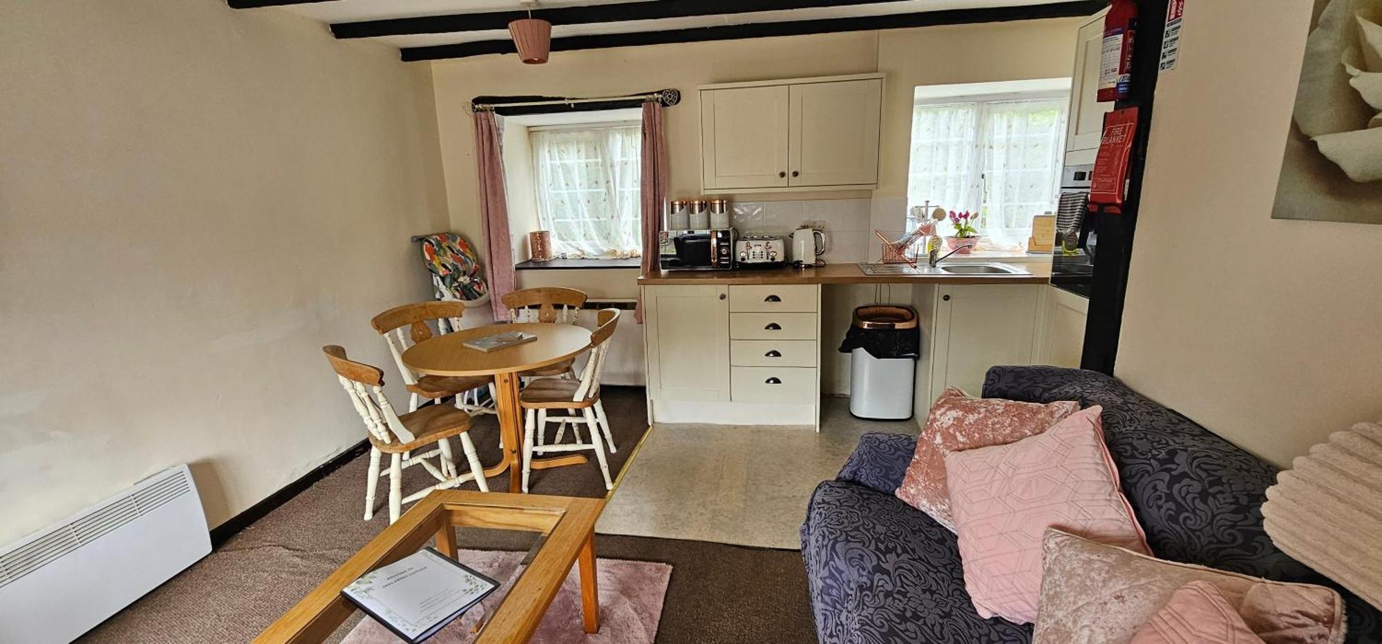 Trelawney Cottage, Sleeps Up To 4, Wifi, Fully Equipped Menheniot Exterior photo